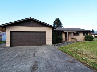 206 Ponderosa Dr, Kelso, WA 98626