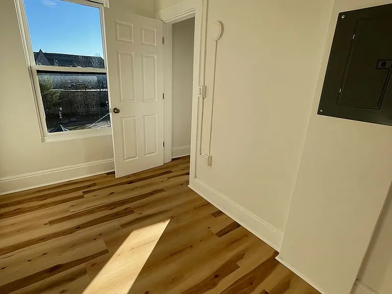 8 Farrington St. — Photo 5