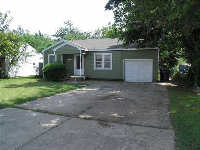 1st image of 932 SW 47th St