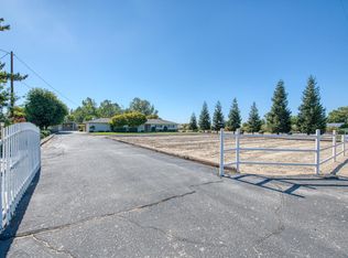 5567 S Locan Ave, Fowler, CA 93625