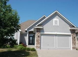 1364 Brompton Ln, Raymore, MO 64083