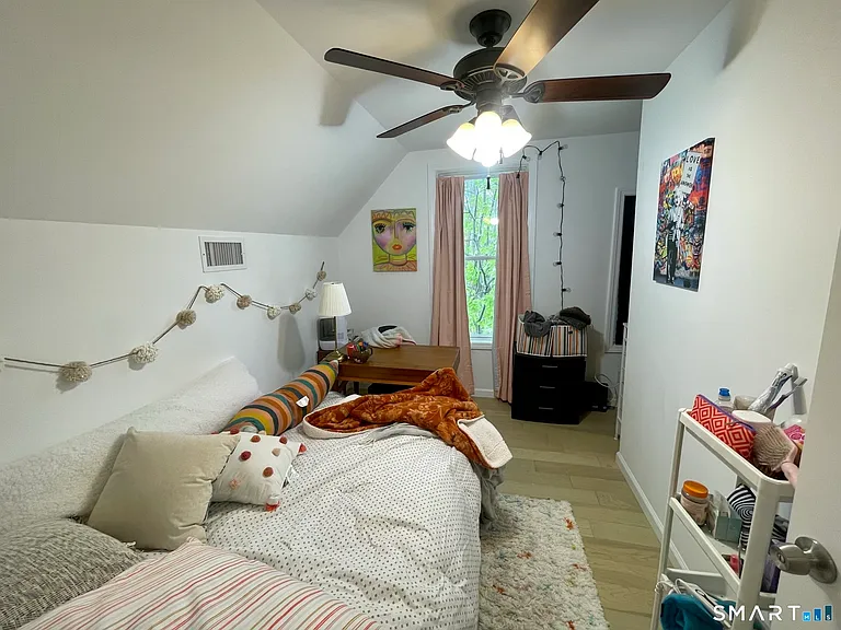 84 Lawrence St #3 — Photo 8