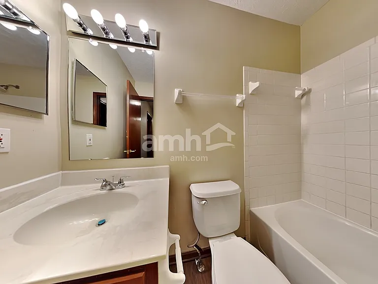 5829 Sharets Dr — Photo 16
