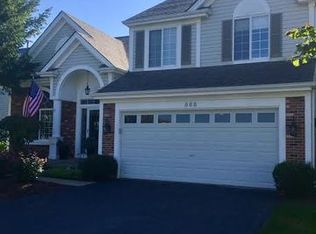 888 Tylerton Cir, Grayslake, IL 60030