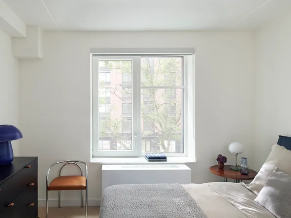 414 Gerard Avenue image 9 of 12