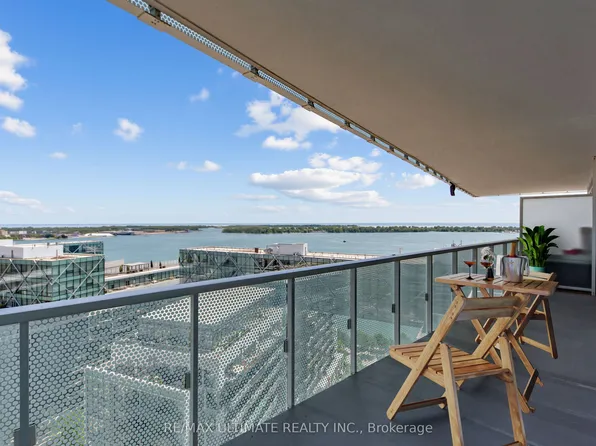 15 Queens Quay E #1901, Toronto, ON M5E 0A4
