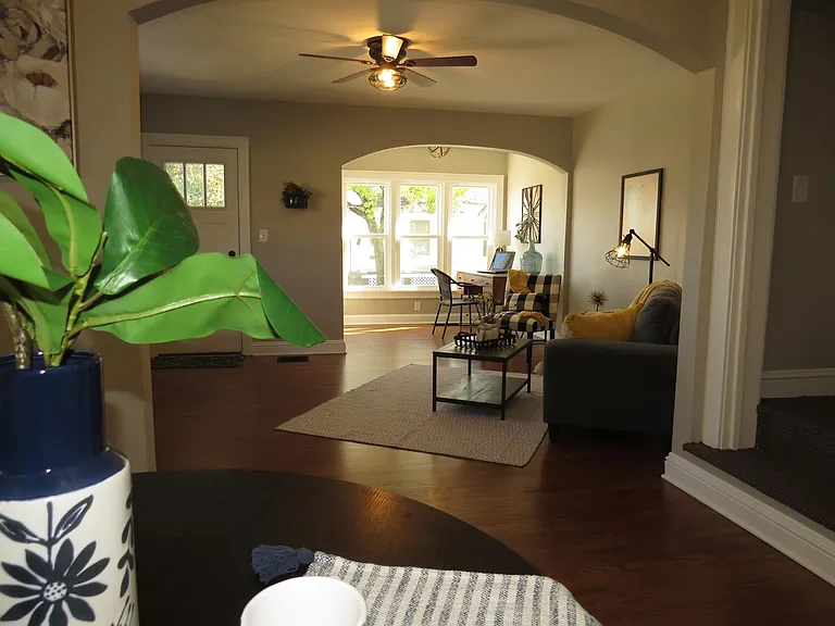 328 Sycamore St — Photo 13