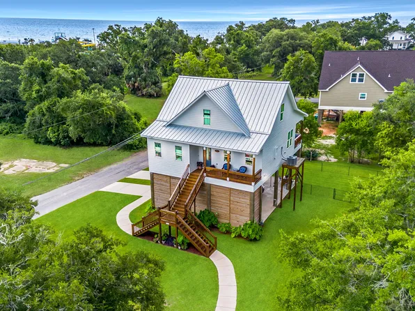 311 2nd St, Gulfport, MS 39507