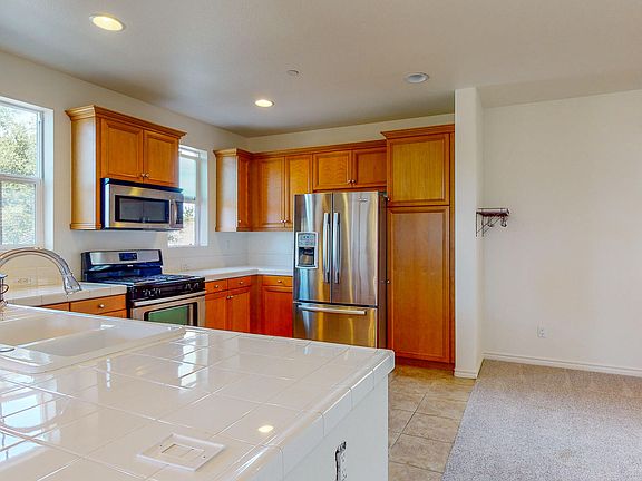 4th image of 315 La Lata Dr