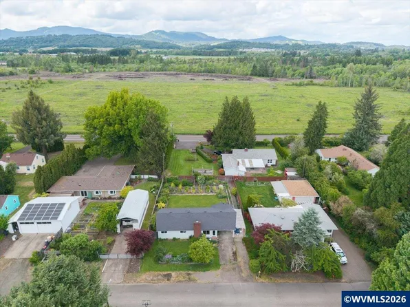 4925 SW Dakota Ave, Corvallis, OR 97333
