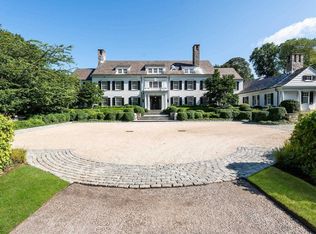 161 Feeks Ln, Locust Valley, NY 11560