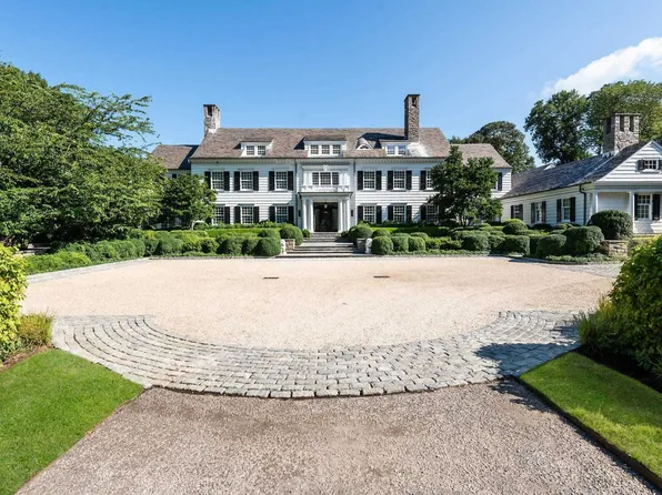 161 Feeks Ln, Locust Valley, NY 11560