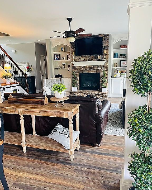 Family room 