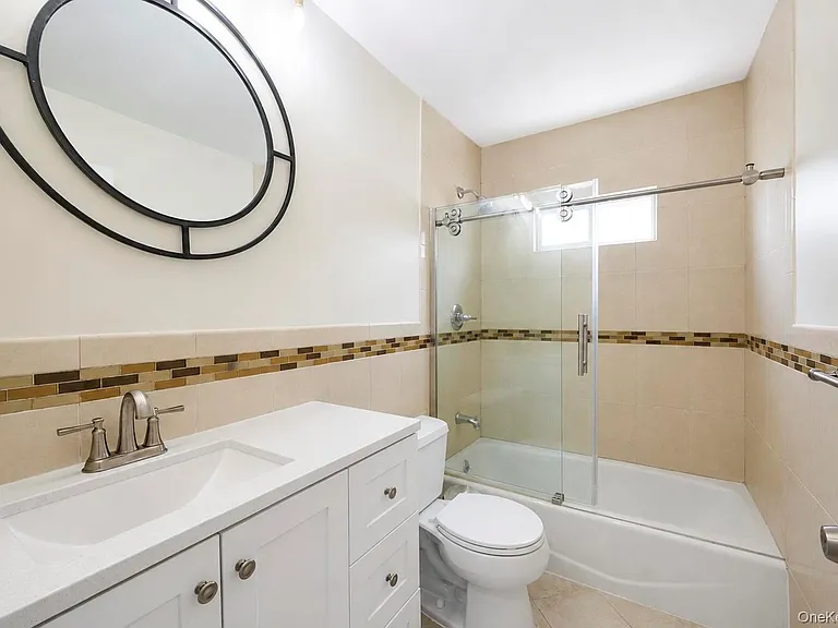 308 Bedell St — Photo 30