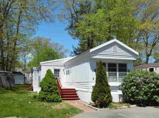 5 Crabapple Way, North Hampton, NH 03862