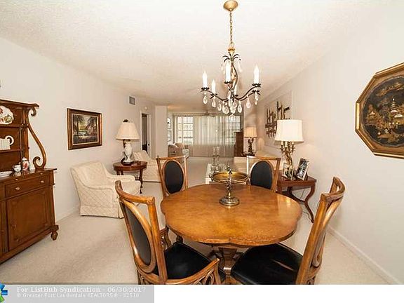 5th image of 10530 E Clairmont Cir #210