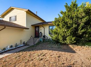 1602 Sundance Ln, Cheyenne, WY 82007