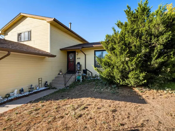 1602 Sundance Ln, Cheyenne, WY 82007