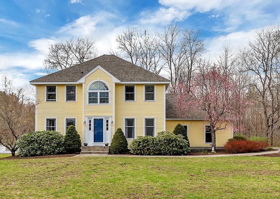 1st image of 97 Woodland Meadow Dr