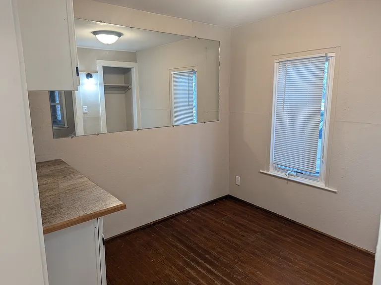 3099 Baker Rd — Photo 2
