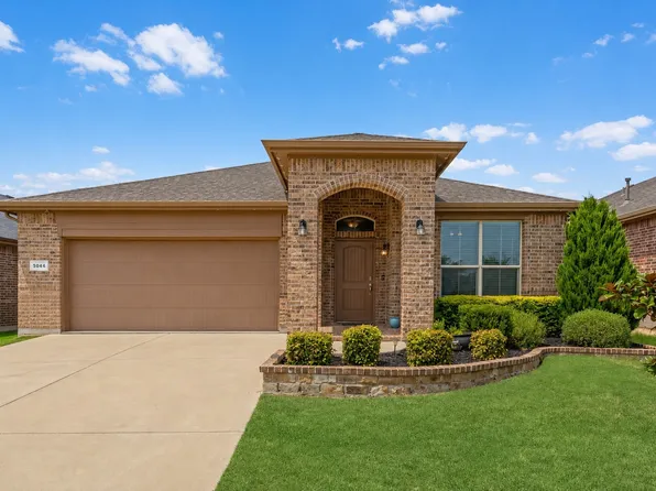 5044 Sugarcane Ln, Fort Worth, TX 76179
