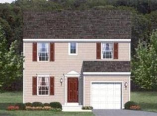 6 S Ridge Dr, Amelia, OH 45102