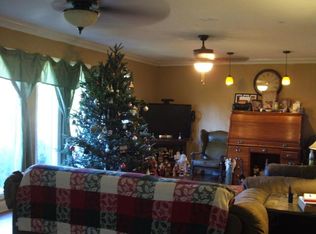 413 Peyton Dr, Hixson, TN 37343