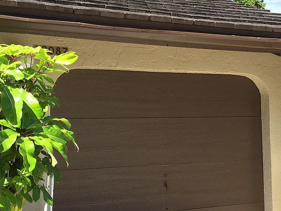 2nd image of 10087 Shadywood Pl