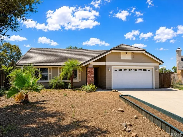 35339 San Pablo Dr, Yucaipa, CA 92399