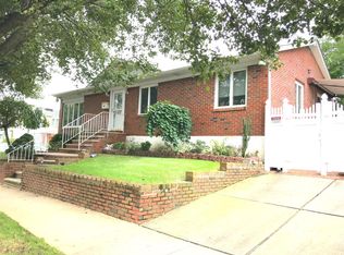 85 Henry Pl, Staten Island, NY 10305