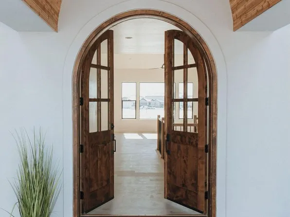 67 Boxwood Dr, Windsor, CO 80550