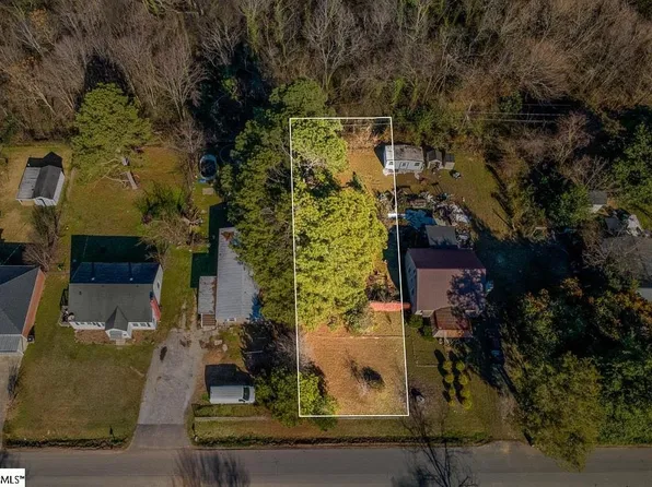 125 Somerset St, Greenville, SC 29611