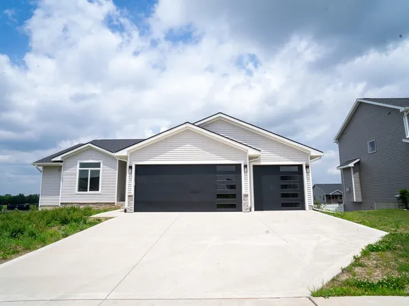 548 Westwood Dr, Huxley, IA 50124