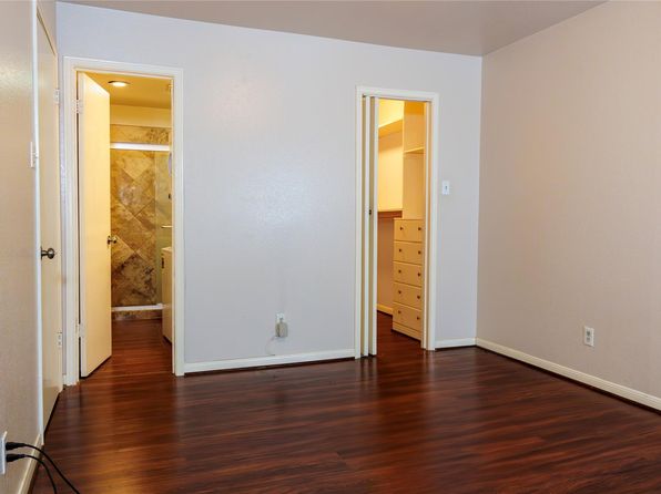 829 Wax Myrtle Ln #A, Houston, TX 77079