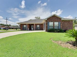 401 Sparrow Ln, La Place, LA 70068
