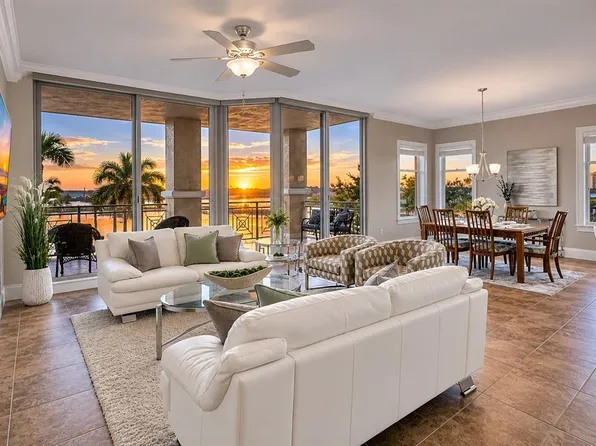 140 Riviera Dunes Way APT 206, Palmetto, FL 34221