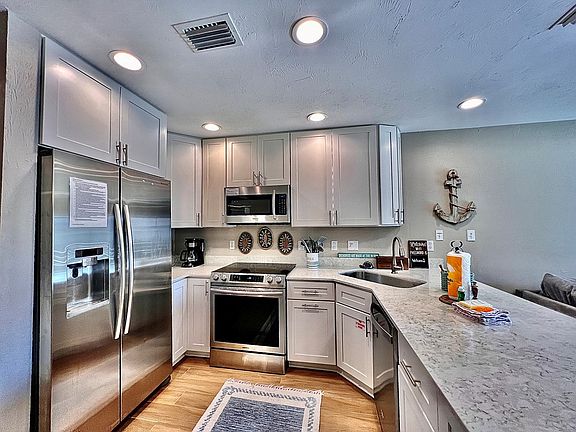 3rd image of 176 E Gulf Beach Dr