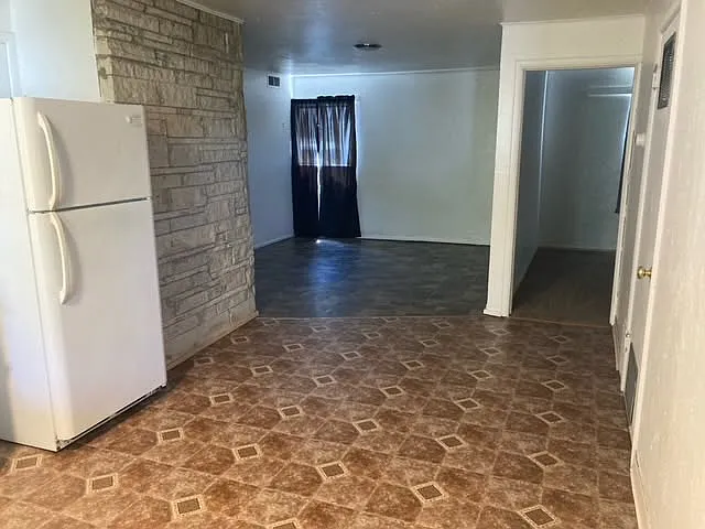 905 N Lincoln Ave #2 — Photo 3