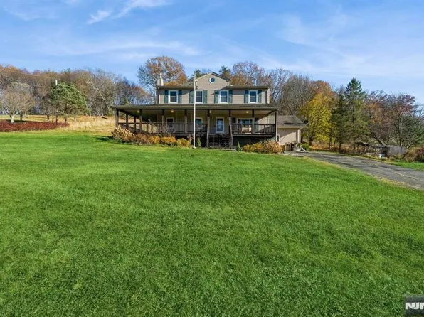 4 Ridge Rd, Branchville, NJ 07826