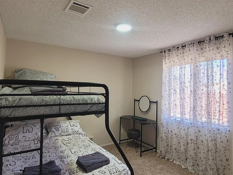 Agustine Cir — Photo 17