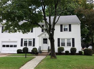 30 Harvard St, Riverside, RI 02915