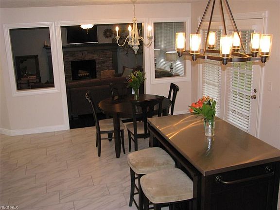 5th image of 2958 Mathers Way