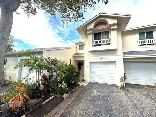 1997 Discovery Circle #1997, Deerfield Beach, FL 33442