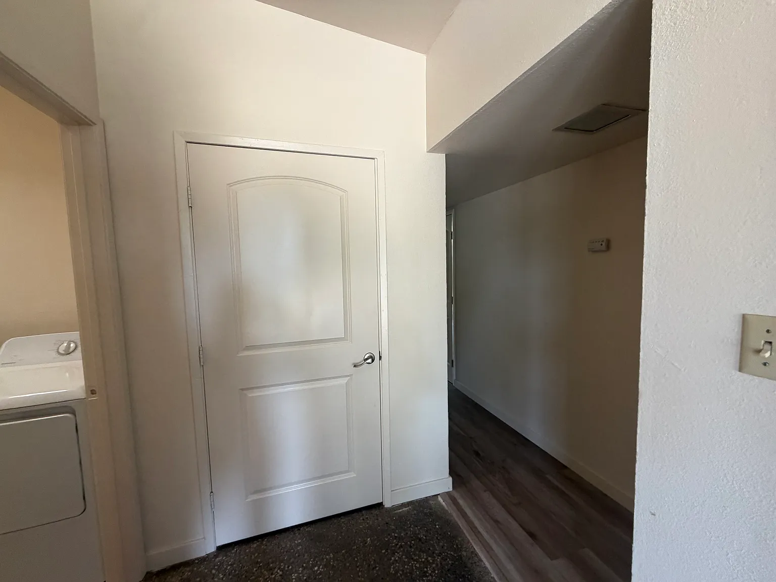 2 bed, $2,400 — Photo 4