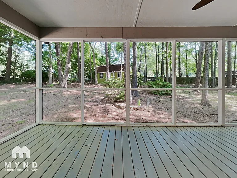 20104 Balsam Ct — Photo 23