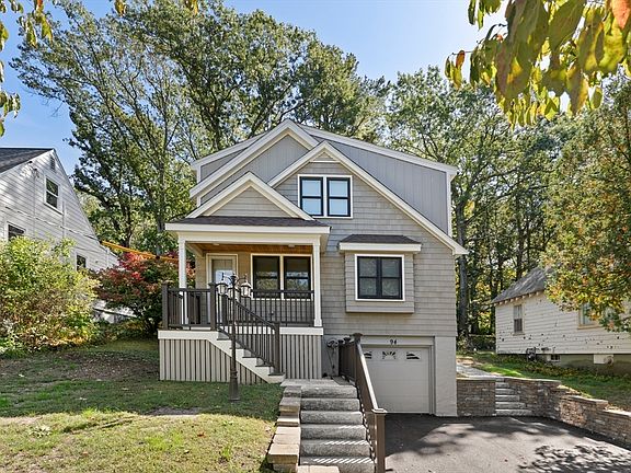 2nd image of 94 Middle St