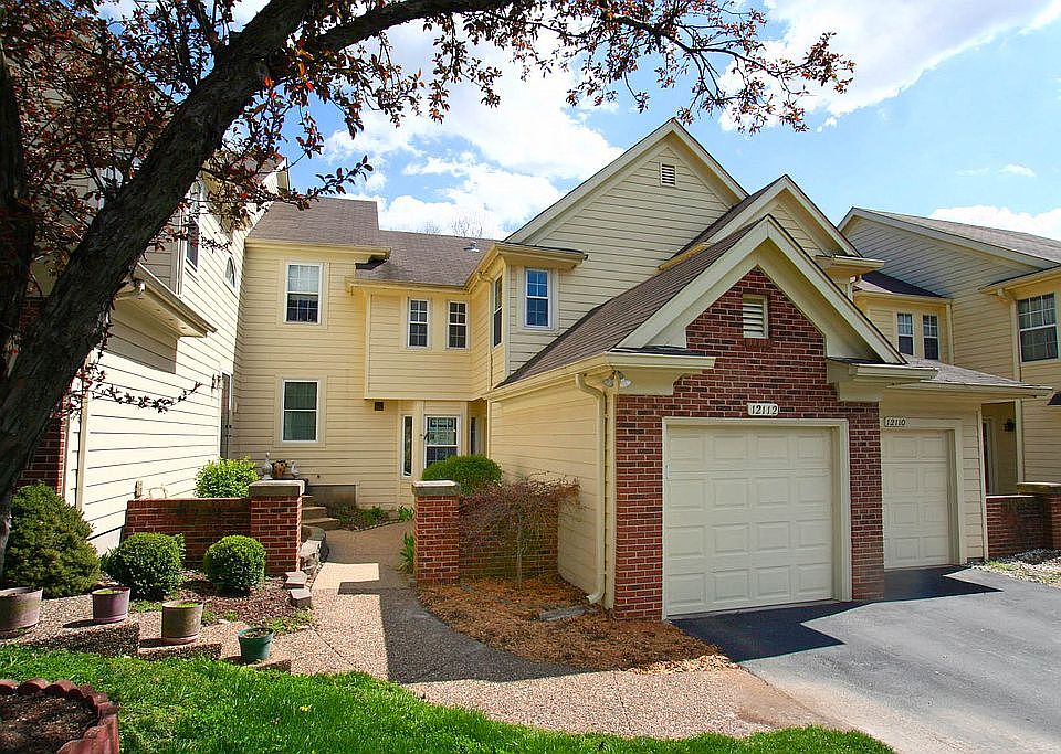 12112 Autumn Lakes Drive