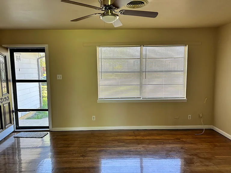 1317 Zephyr Rd — Photo 9