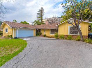 16125 Dickens St, Encino, CA 91436