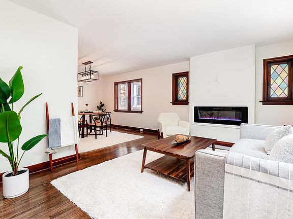 4th image of 4012 Parker Ave